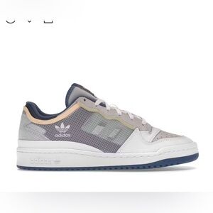 adidas Forum Low TT
Cloud White Acid Orange Crew Blue